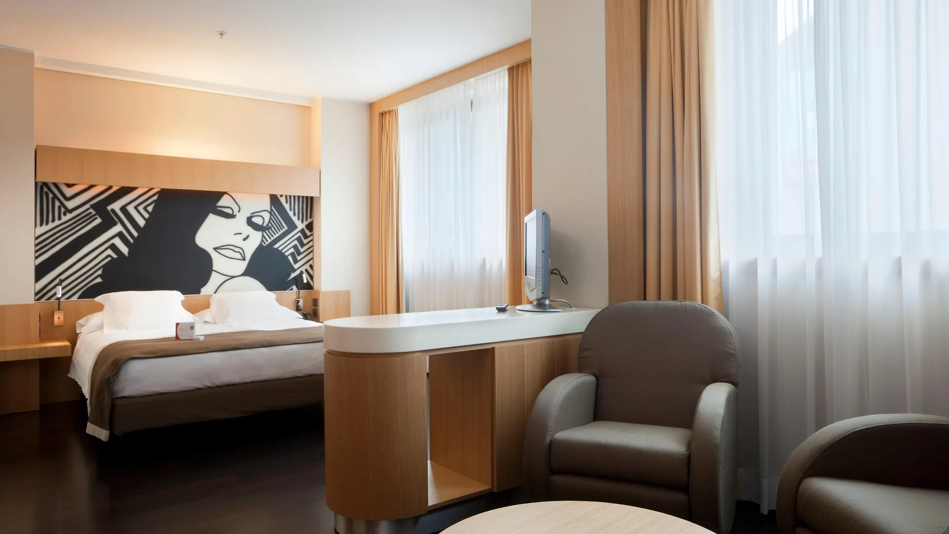 Crowne Plaza Milan City By Ihg Отель