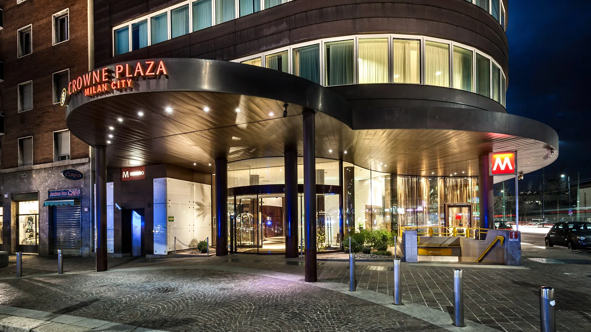 Crowne Plaza Milan City By Ihg Отель