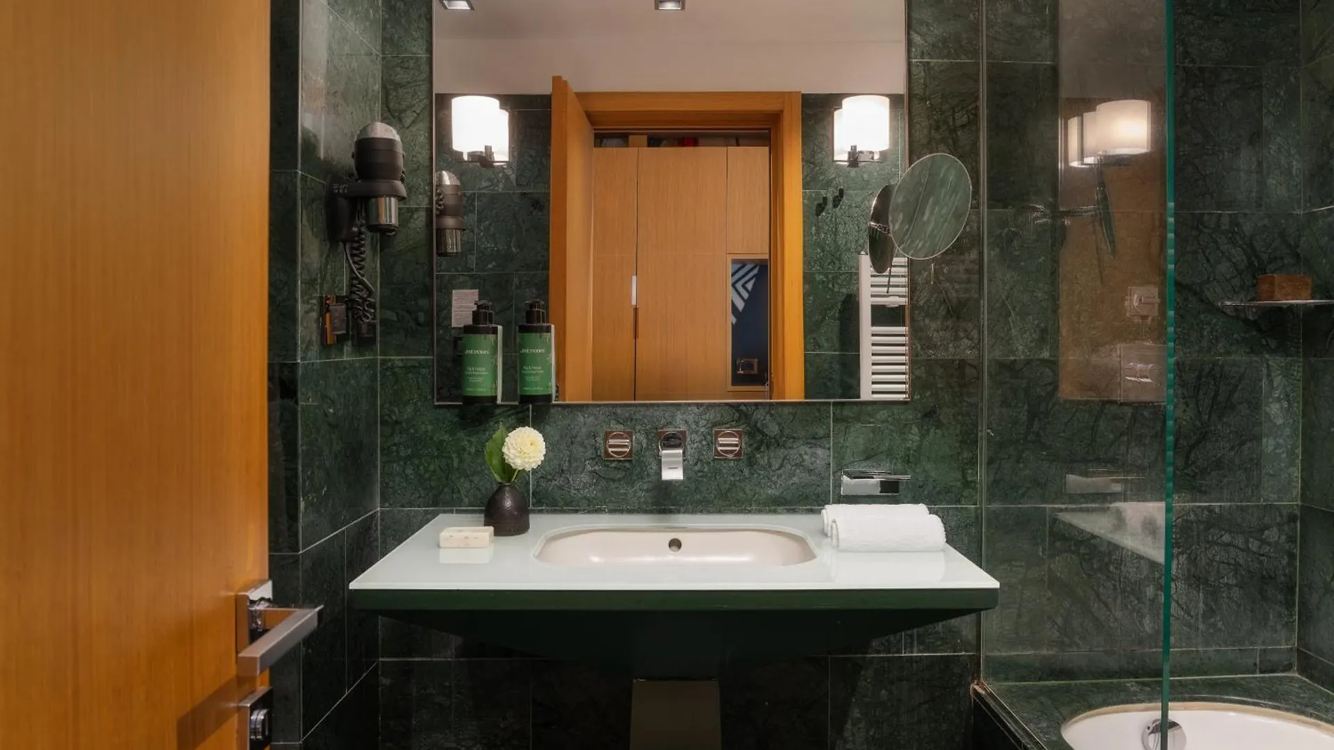 Otel Crowne Plaza Milan City By Ihg