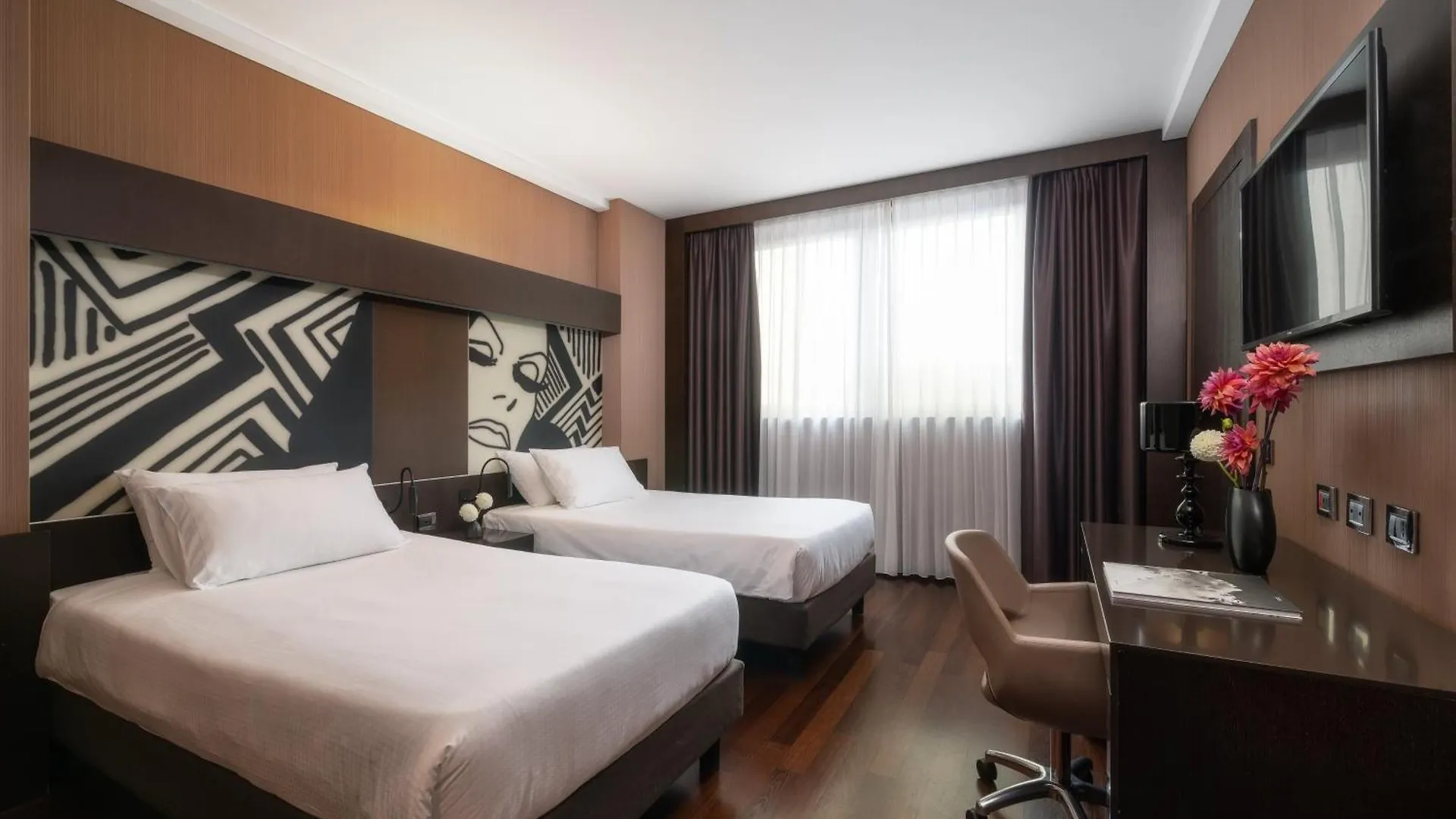 **** מלון Crowne Plaza Milan City By Ihg איטליה