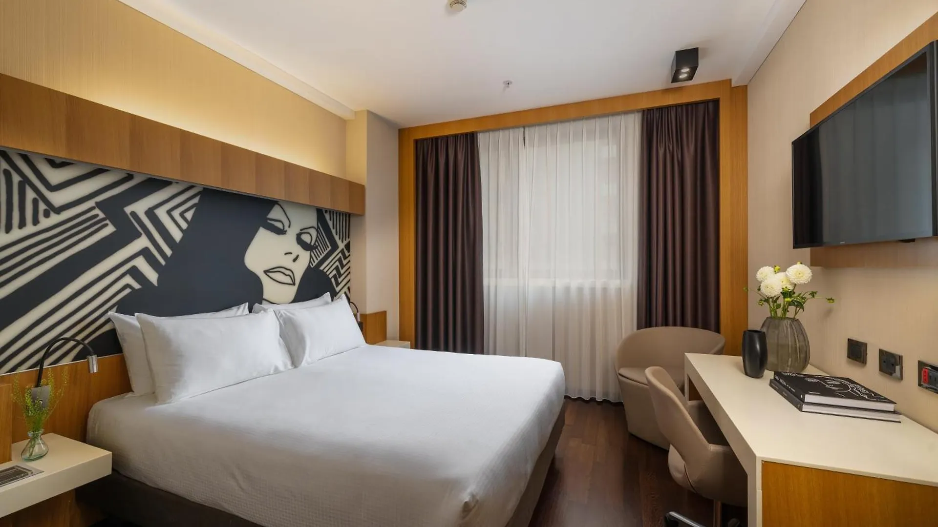 Crowne Plaza Milan City By Ihg מלון